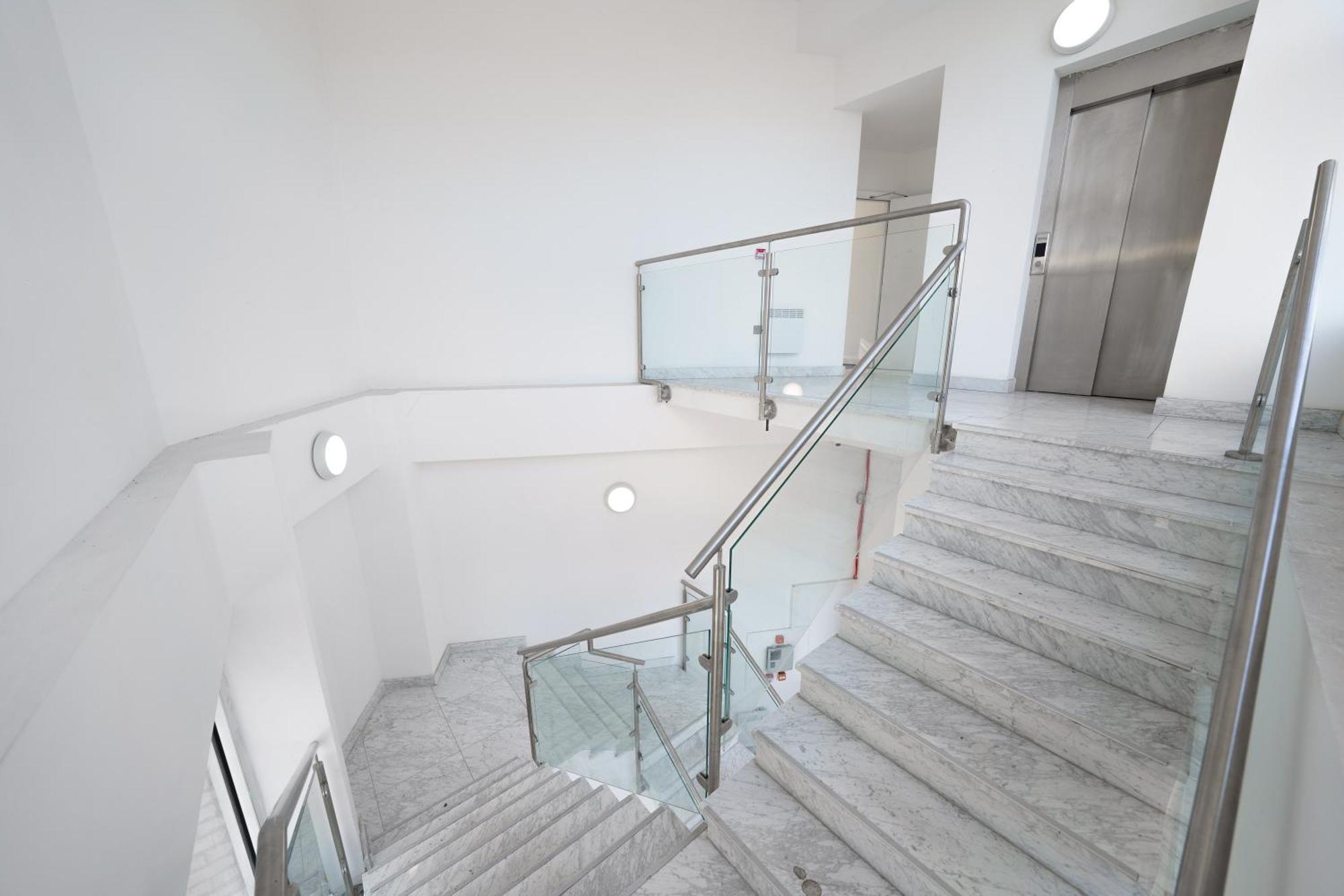 Panther House By Oval London Room photo